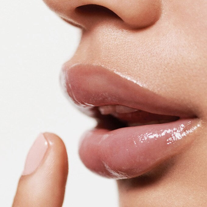 La Mer luxury lip volumizer shade